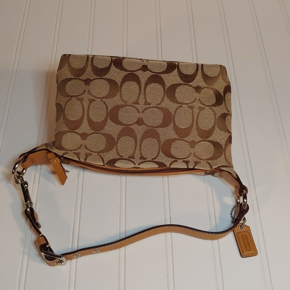 Coach Signature Khaki Small Purse - Picture 10 of 14